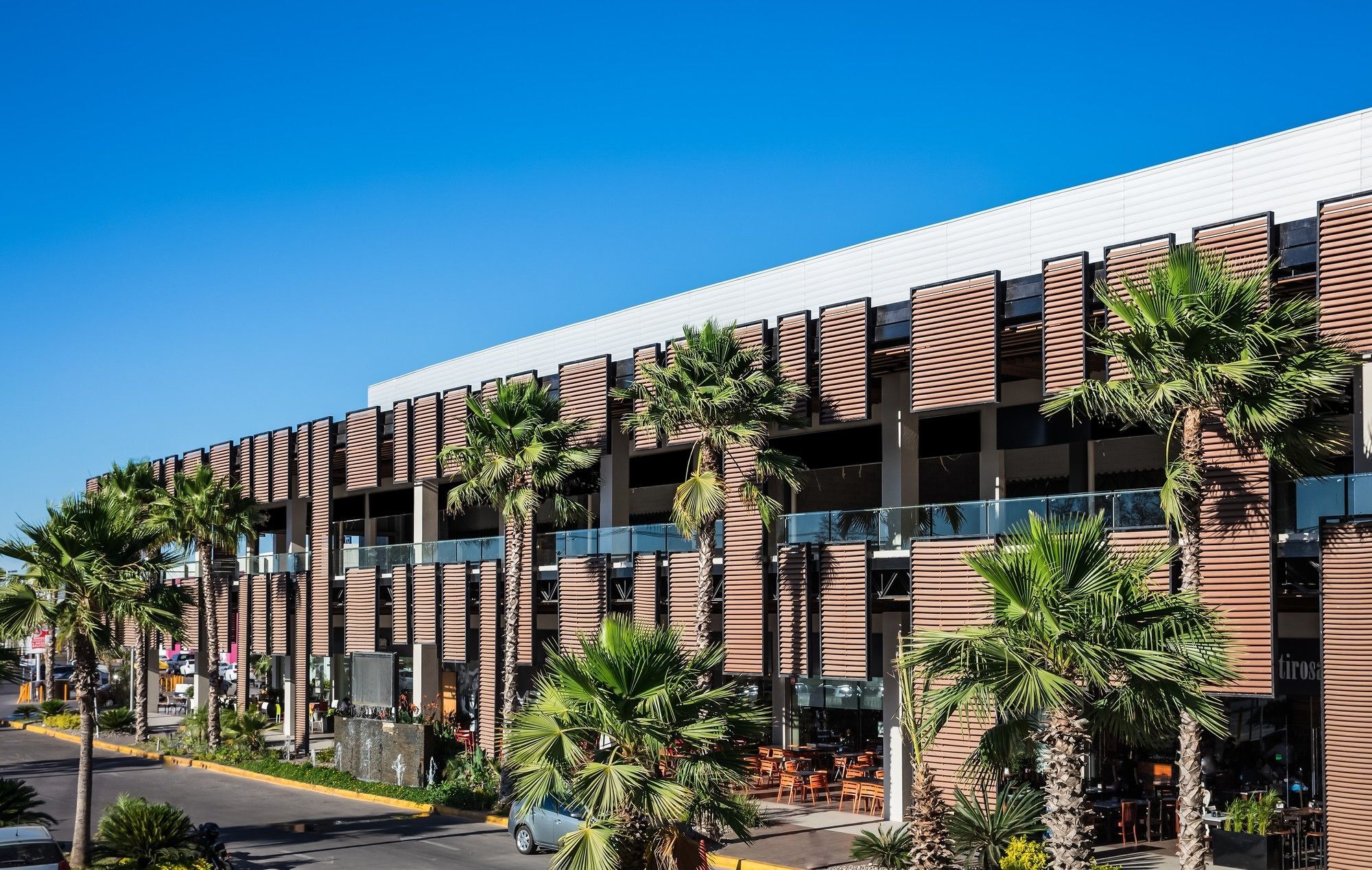 Fiesta Inn ロスモチス エクステリア 写真
