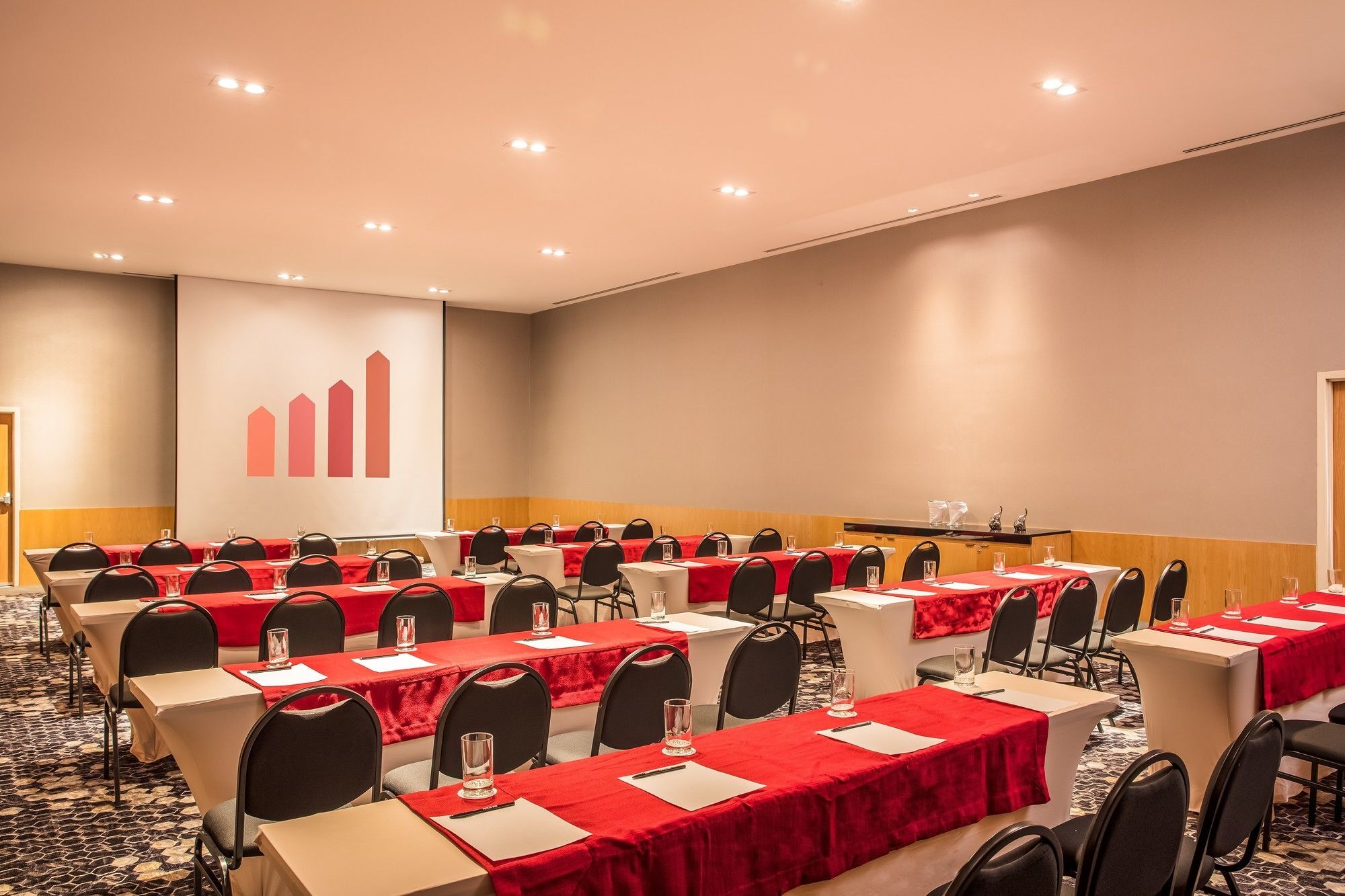 Fiesta Inn ロスモチス エクステリア 写真
